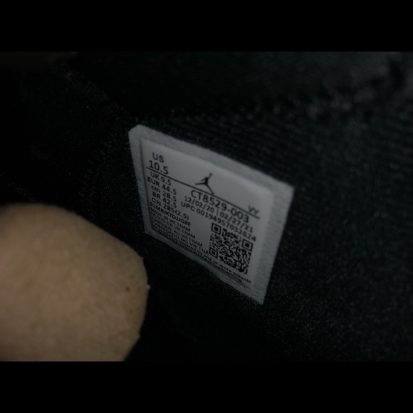 Jordan 6 electric green size 11. Brand new In box - Picture 5 of 5